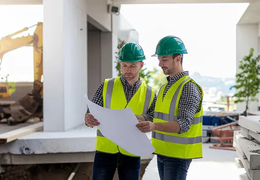 mitarbeiter_gelbe_veste02